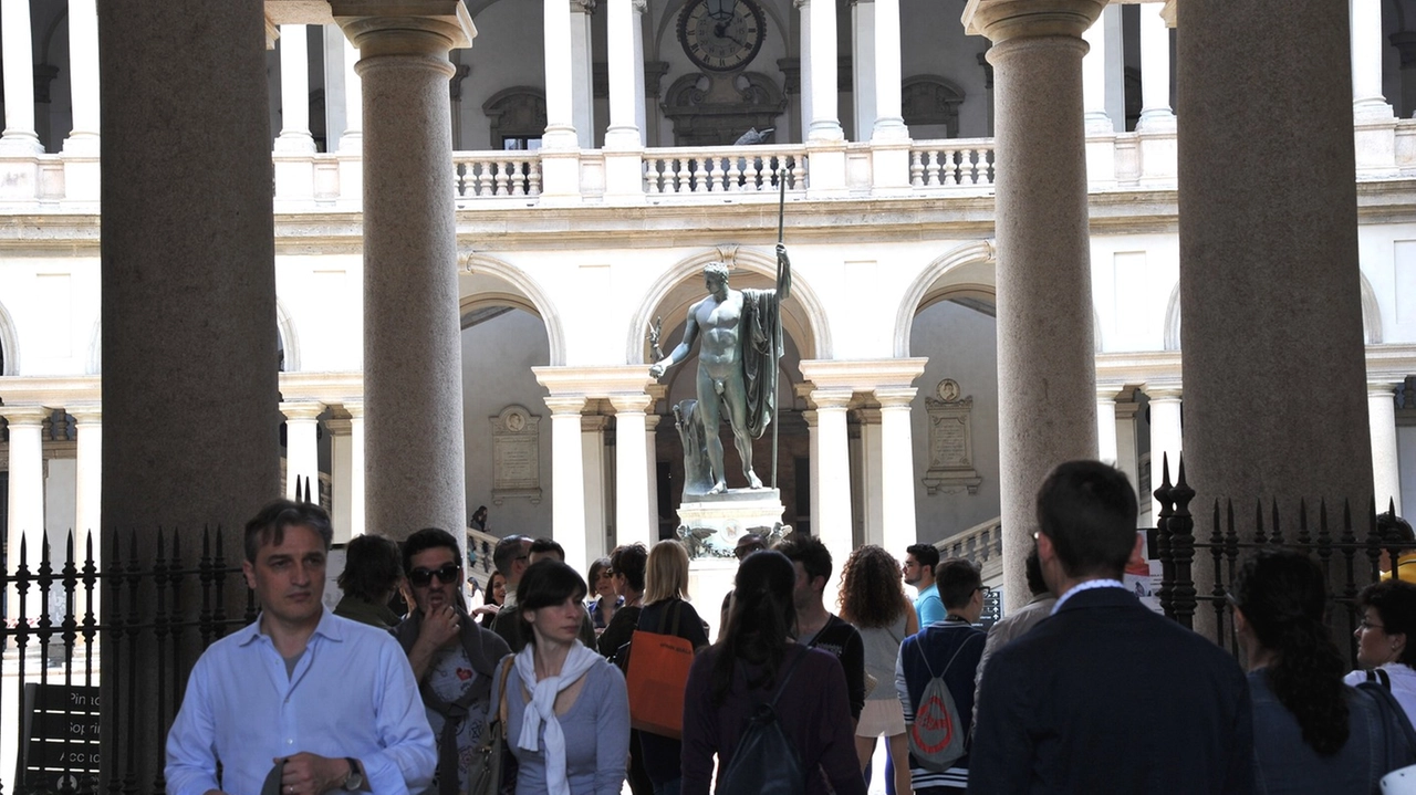 Pinacoteca di Brera, visitatori nella Domenica al museo Pinacoteca di Brera, visitatori nella Domenica al museo