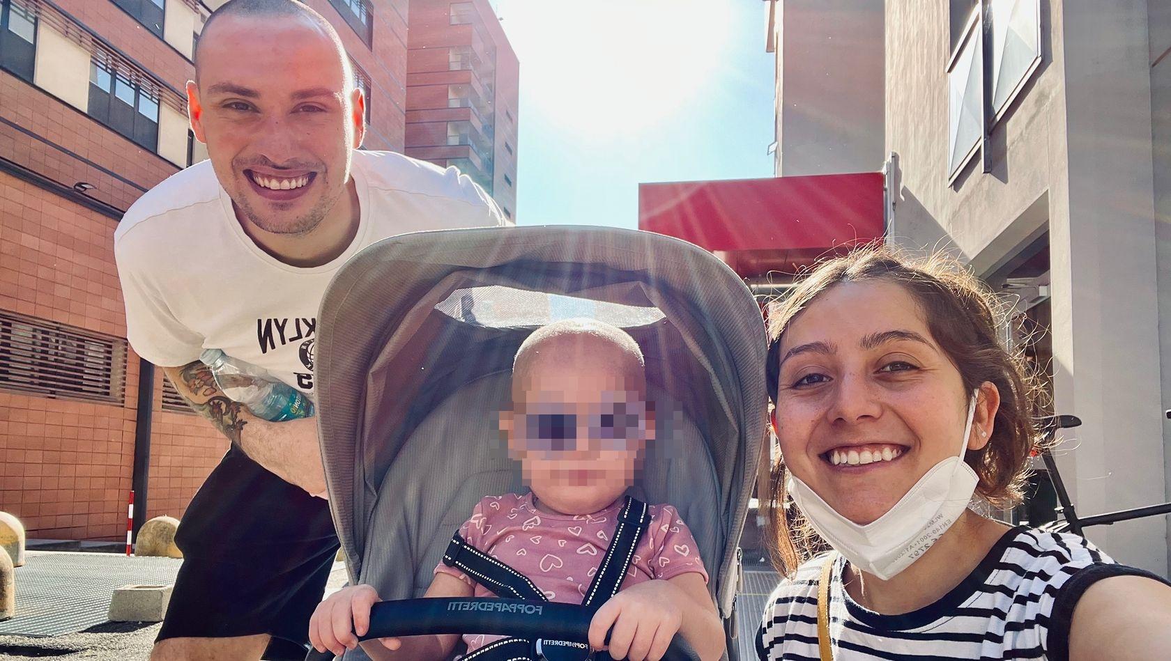 La piccola Adele è tornata a casa e ha abbracciato il fratellino neonato: raccolti oltre 32mila euro per la bimba malata di leucemia La piccola Adele è tornata a casa e ha abbracciato il fratellino neonato: raccolti oltre 32mila euro per la bimba malata di leucemia