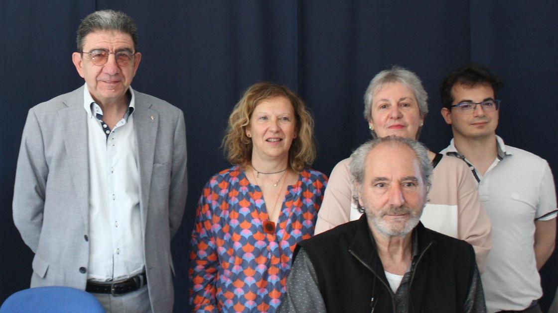Apre il “Punto digitale facile“: "Insegnamo i servizi del web" Apre il “Punto digitale facile“: "Insegnamo i servizi del web"