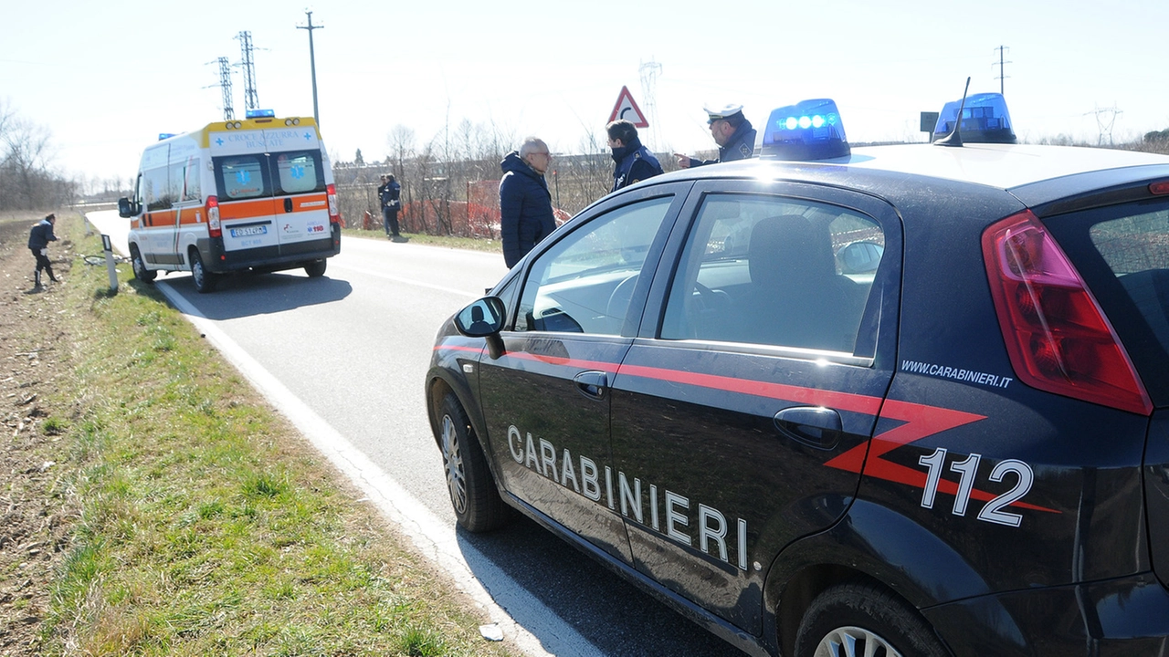Sul posto carabinieri e soccorsi (Archivio)