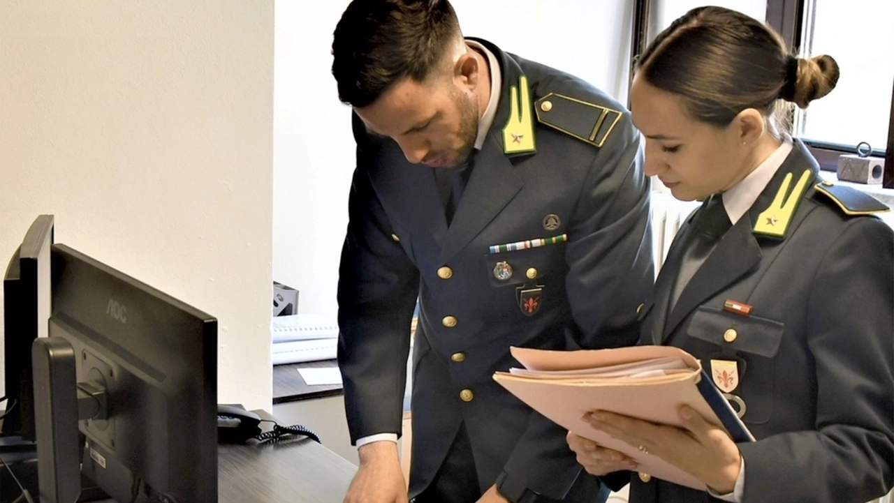 Lezioni di legalità con la Guardia di Finanza per gli studenti brianzoli Lezioni di legalità con la Guardia di Finanza per gli studenti brianzoli