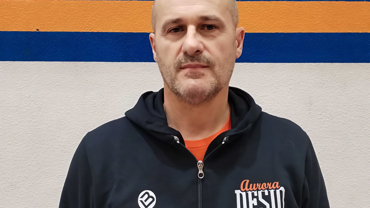 Marco Regazzi allenatore della Rimadesio Ha preso il posto di Edoardo Gallazzi esonerato dopo 8 ko di fila Marco Regazzi allenatore della Rimadesio Ha preso il posto di Edoardo Gallazzi esonerato dopo 8 ko di fila