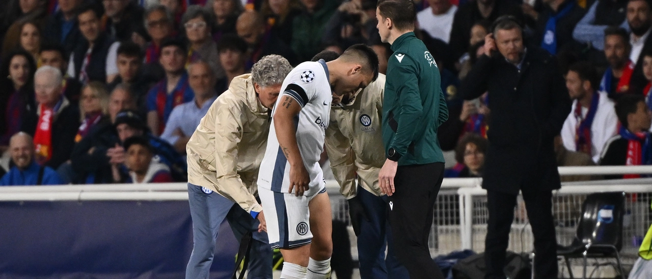 Inter, stiramento per Lautaro Martinez: a forte rischio per il Barcellona