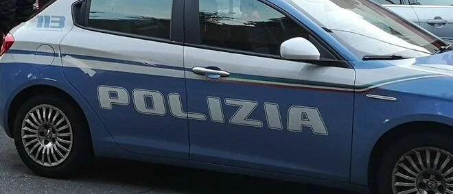 Legnano, minacciano una dipendente e si fanno consegnare l’incasso della sala slot: fermati dalla polizia