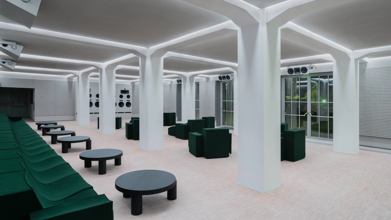 Triennale Milano presenta Voce, un nuovo spazio dedicato alla musica e al suono, una cassa armonica adattabile e polifunzionale, con eccezionali doti acustiche e illuminotecniche (Foto Delfino Sisto Legnani)