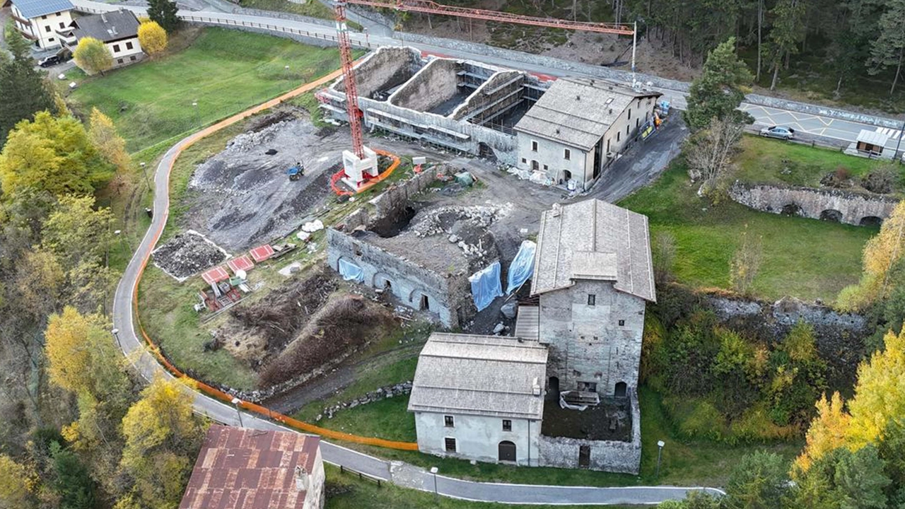 Nel corso della scorsa stagione estiva sono iniziati i lavori sul complesso Nel corso della scorsa stagione estiva sono iniziati i lavori sul complesso