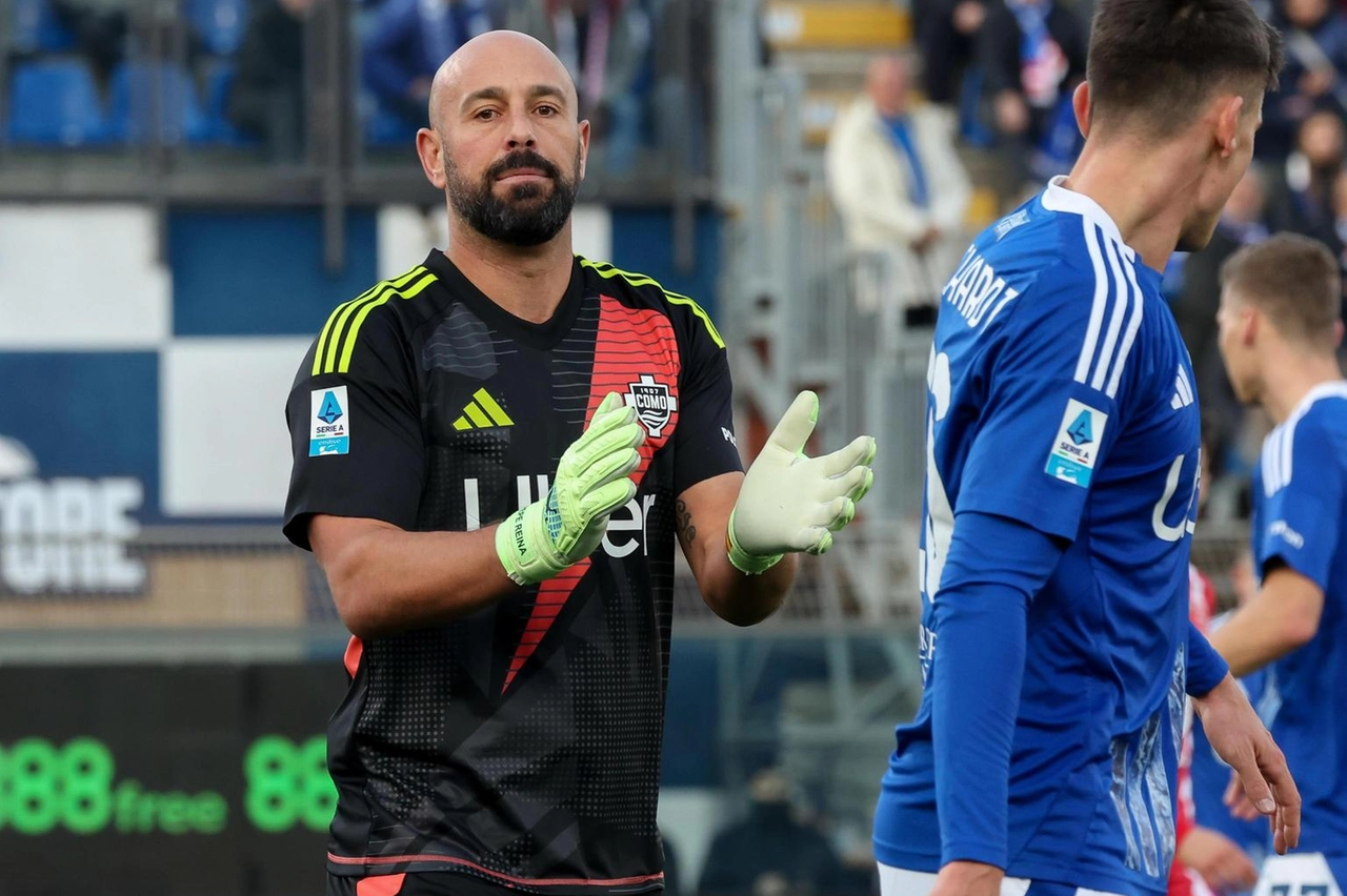Calcio: Pepe Reina si ritira 'finisce una carriera bellissima'