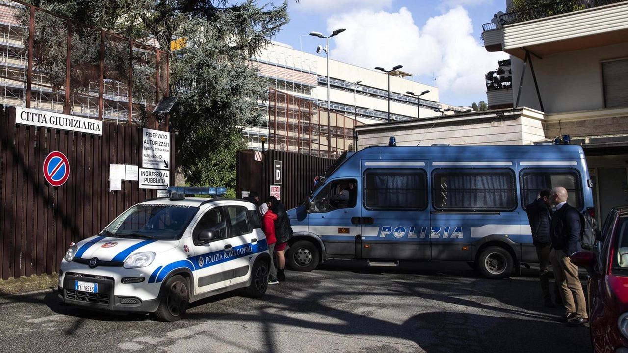 In Procura Roma l'informativa, poi le iscrizioni degli indagati In Procura Roma l'informativa, poi le iscrizioni degli indagati