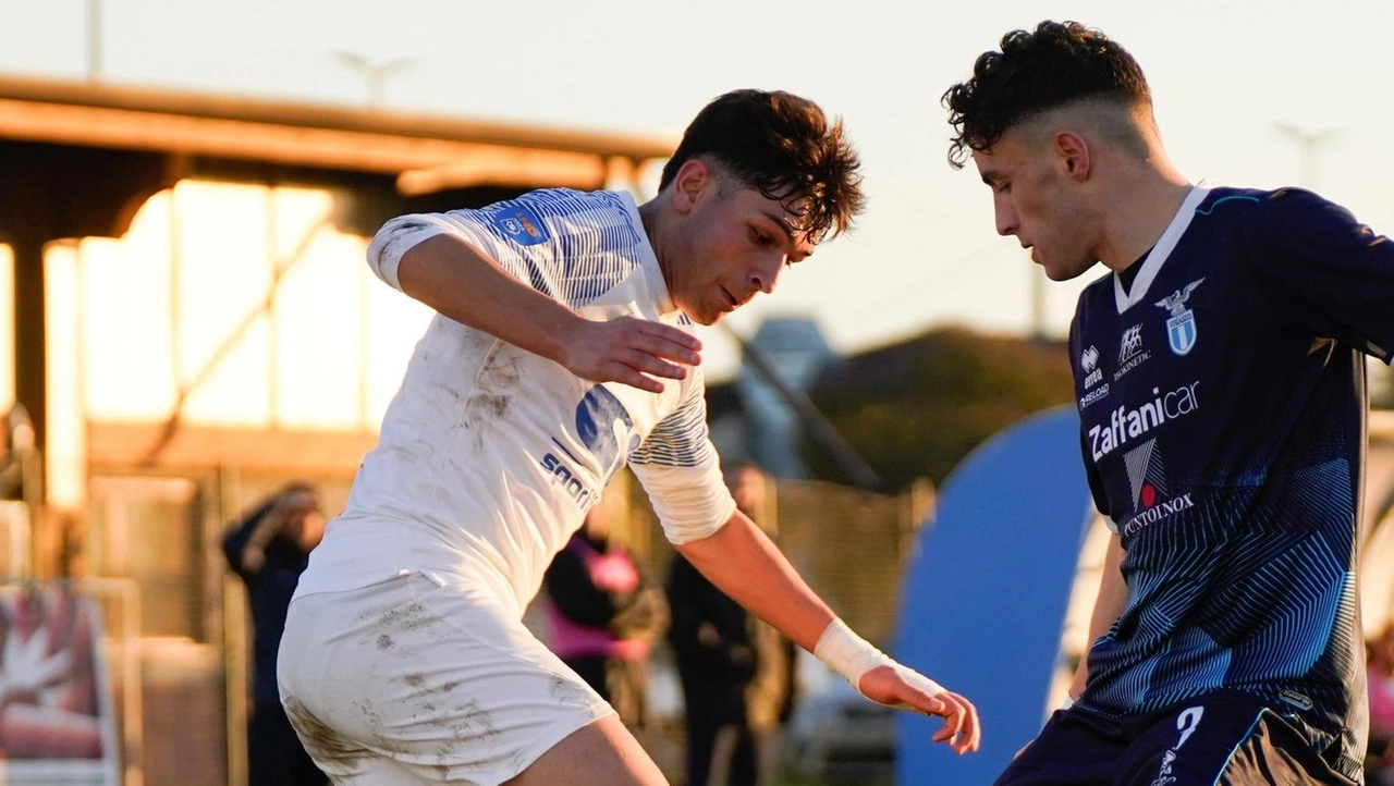 Calcio Serie D, nuovi investimenti sul mercato e mister Carobbio avverte: "Avranno il coltello fra i denti"