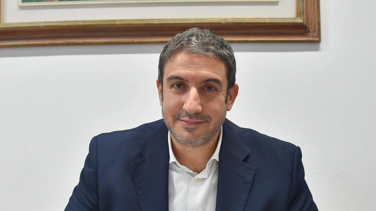 Il sindaco di Corbetta Marco Ballarini che vuole rendere omaggio al talento delle donne con un premio speciale Il sindaco di Corbetta Marco Ballarini che vuole rendere omaggio al talento delle donne con un premio speciale