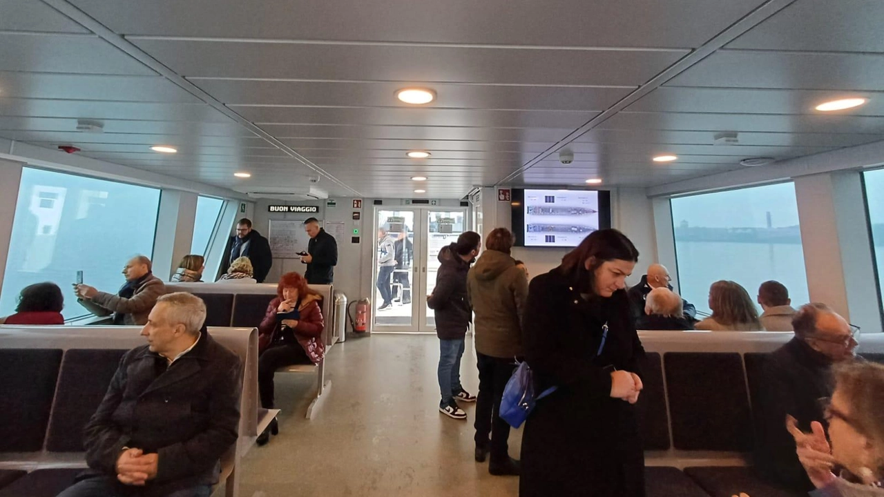 I catamarani elettrici per il servizio pubblico sono stati costruiti a Stralsund in Germania sotto la direzione tecnica di Ampereship