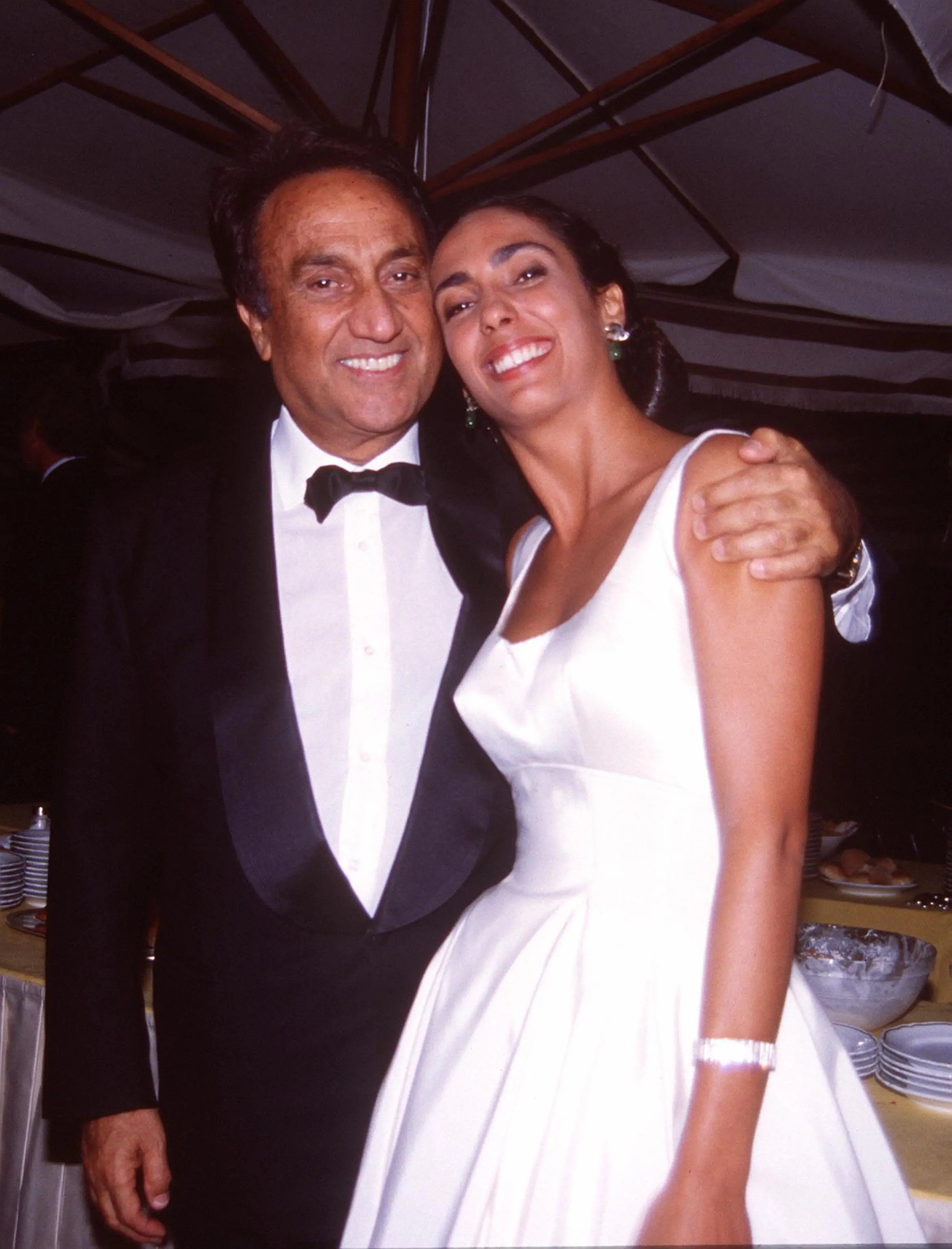 Chi sono Sveva e Simona, le due figlie di Emilio Fede nate dal lungo matrimonio con Diana De Feo
