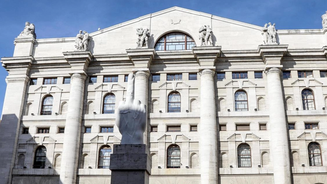 "Piazza Affari deve mantenere ruolo centrale nel sistema europeo", a chiederlo con una mozione - votata ad ampia maggioranza -...