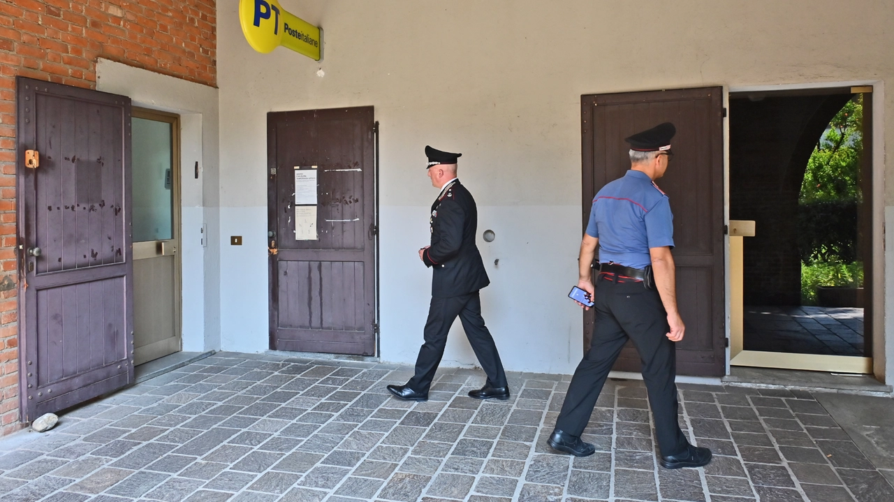 L'ufficio postale di Carimate finito nel mirino L'ufficio postale di Carimate finito nel mirino