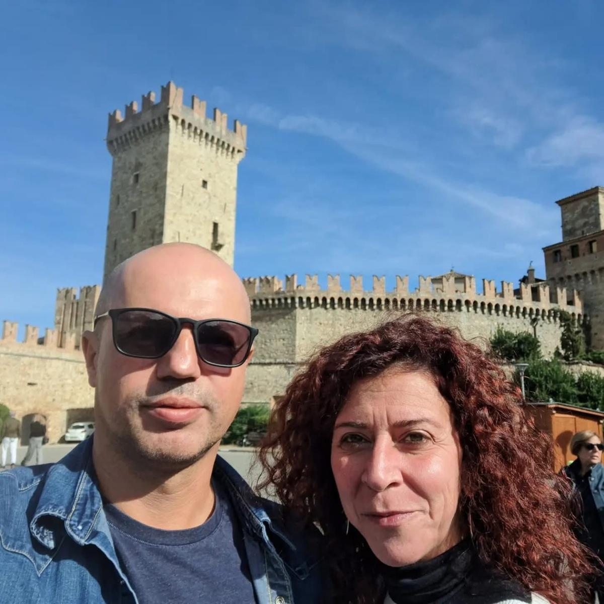 frontale in scooter la morte di sara manstretta e claudio marchesi il dolore a certosa e a pavia