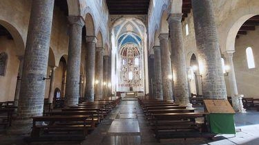 Domenica 2 febbraio visita guidata a uno dei monumenti più significativi di Como, la Basilica di Sant’Abbondio, e alla Chiesetta... Domenica 2 febbraio visita guidata a uno dei monumenti più significativi di Como, la Basilica di Sant’Abbondio, e alla Chiesetta...