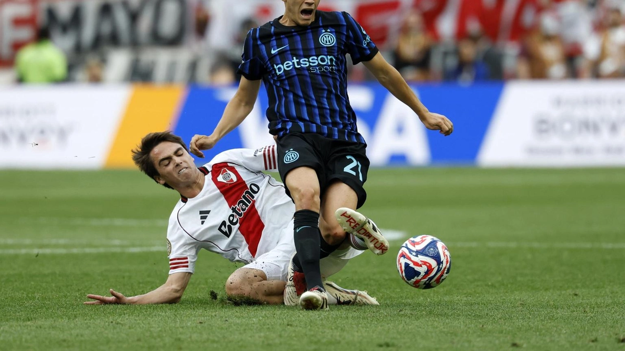 River Plate ko con Pio Esposito e Bastoni, ora c'è il Fluminense River Plate ko con Pio Esposito e Bastoni, ora c'è il Fluminense