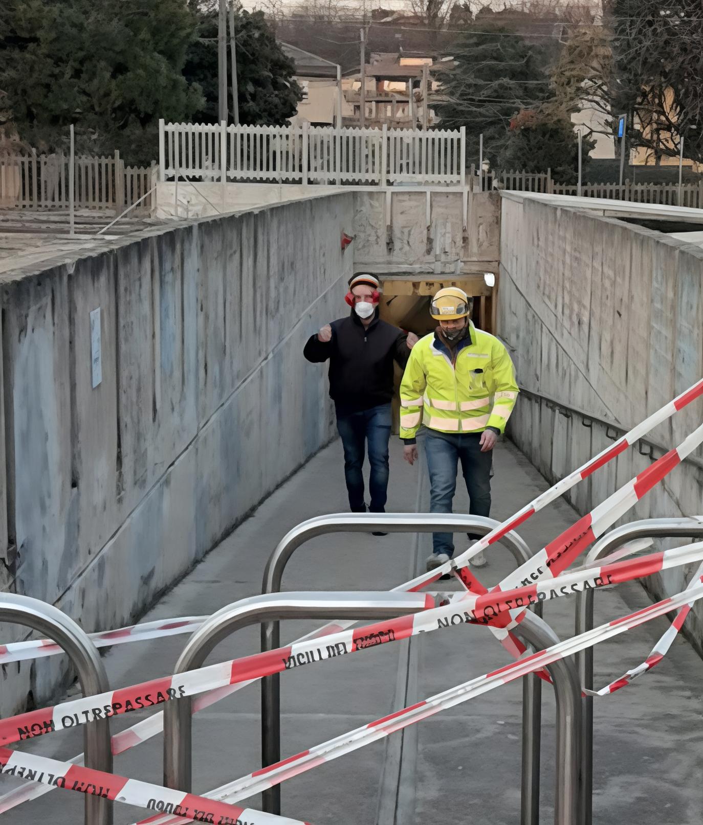 Il sottopasso chiuso da mesi: "Troppi rischi per i pedoni. Il Comune si dia una mossa" Il sottopasso chiuso da mesi: "Troppi rischi per i pedoni. Il Comune si dia una mossa"