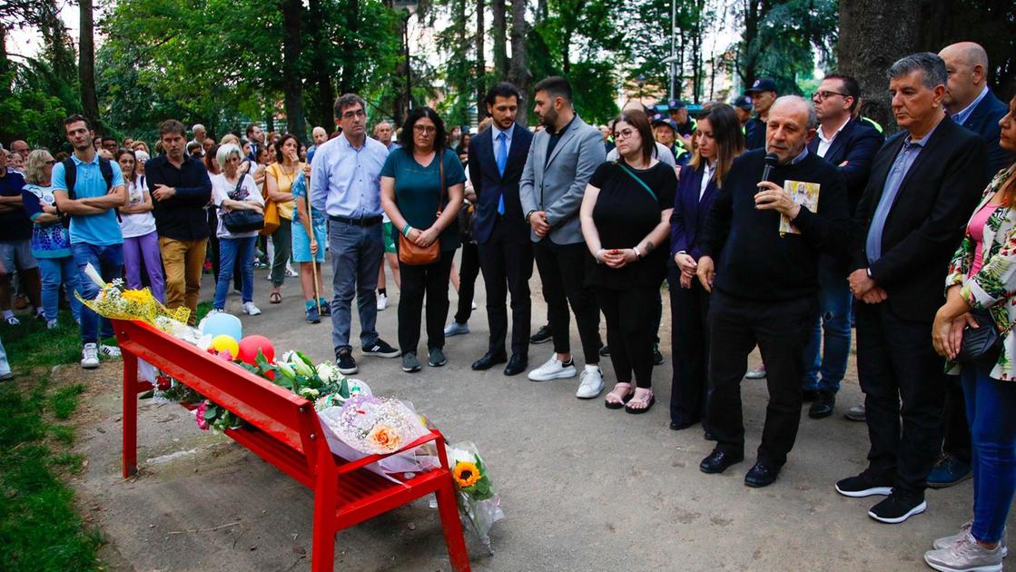 senago commemorazione per giulia tramontano e il piccolo thiago a 2 anni dal femminicidio da Ilgiorno.it senago commemorazione per giulia tramontano e il piccolo thiago a 2 anni dal femminicidio