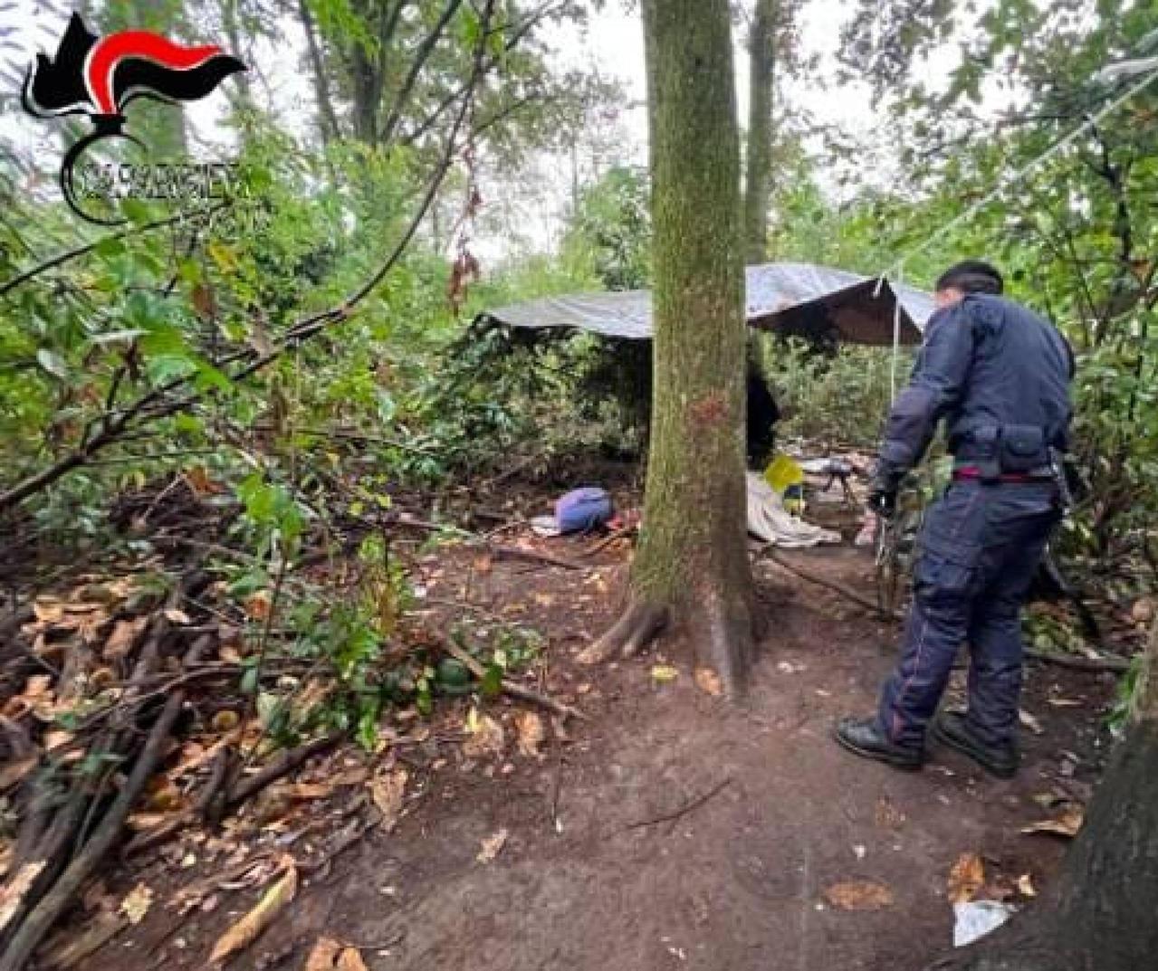 Castiglione Olona, condannati i due carabinieri accusati di aver accoltellato un pusher nei boschi della droga