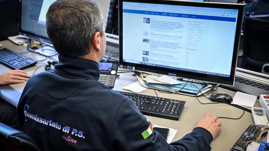 mantova divulga sul cellulare video a sfondo sessuale con una minorenne adolescente nei guai da Ilgiorno.it mantova divulga sul cellulare video a sfondo sessuale con una minorenne adolescente nei guai