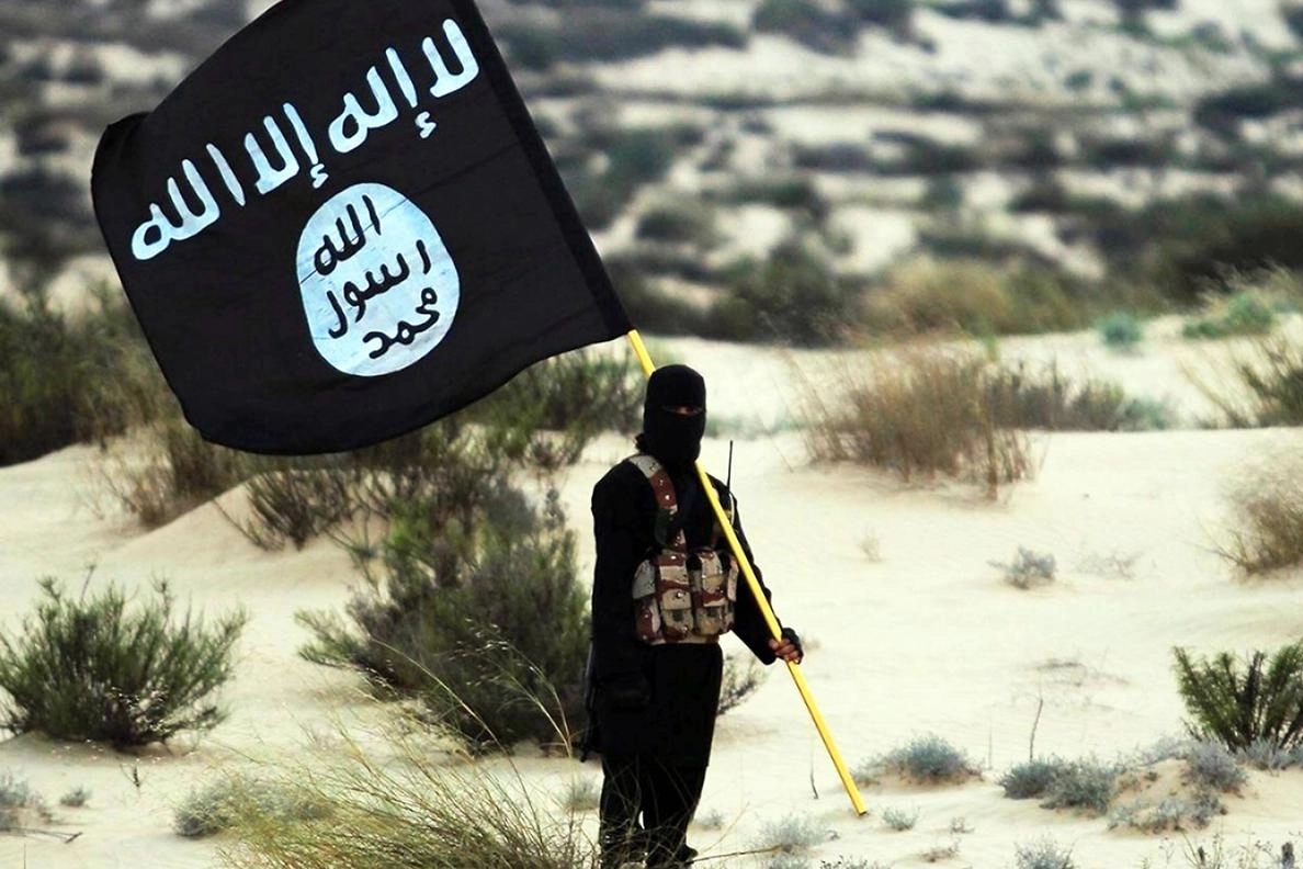 Il "califfato" dello Stato Islamico è caduto nel 2019. L'organizzazione non possiede più un territorio definito, ma continua a operare come una rete transnazionale di gruppi jihadisti affiliati