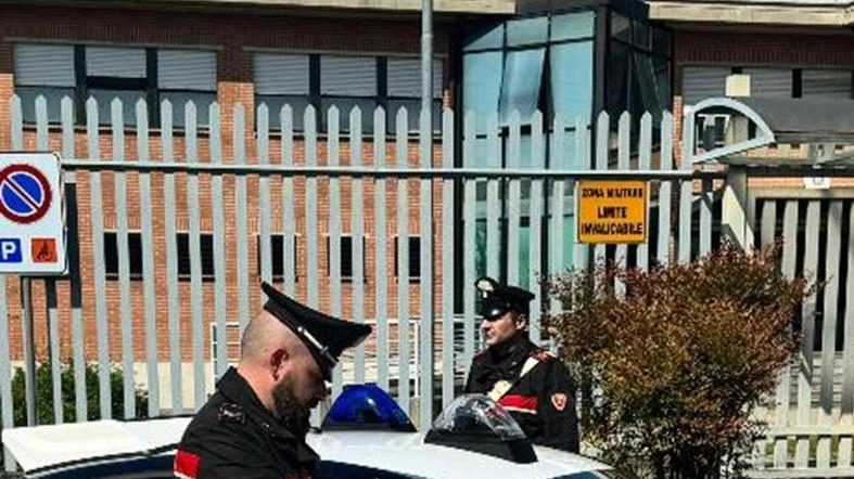Controlli dei carabinieri, sequestrati 1.600 euro