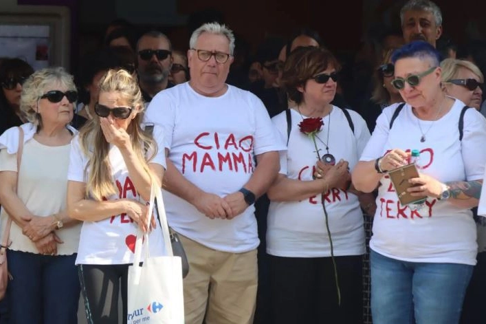 La figlia di Teresa Meneghetti e i suoi famigliari denunciano da settimane di sentirsi abbandonati dallo Stato