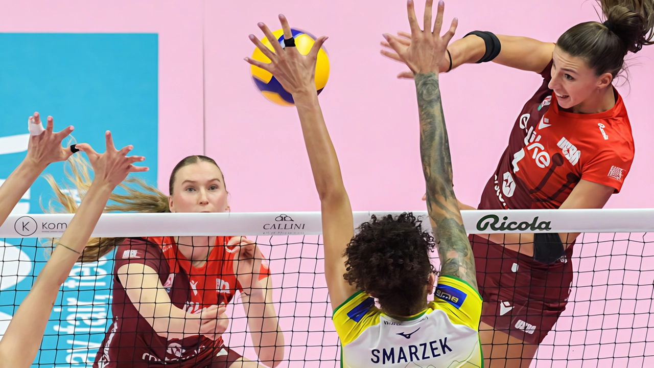 Terza vittoria di fila per l’Eurotek Uyba Busto Arsizio che tra le mura amiche ha avuto bisogno però del tie-break...