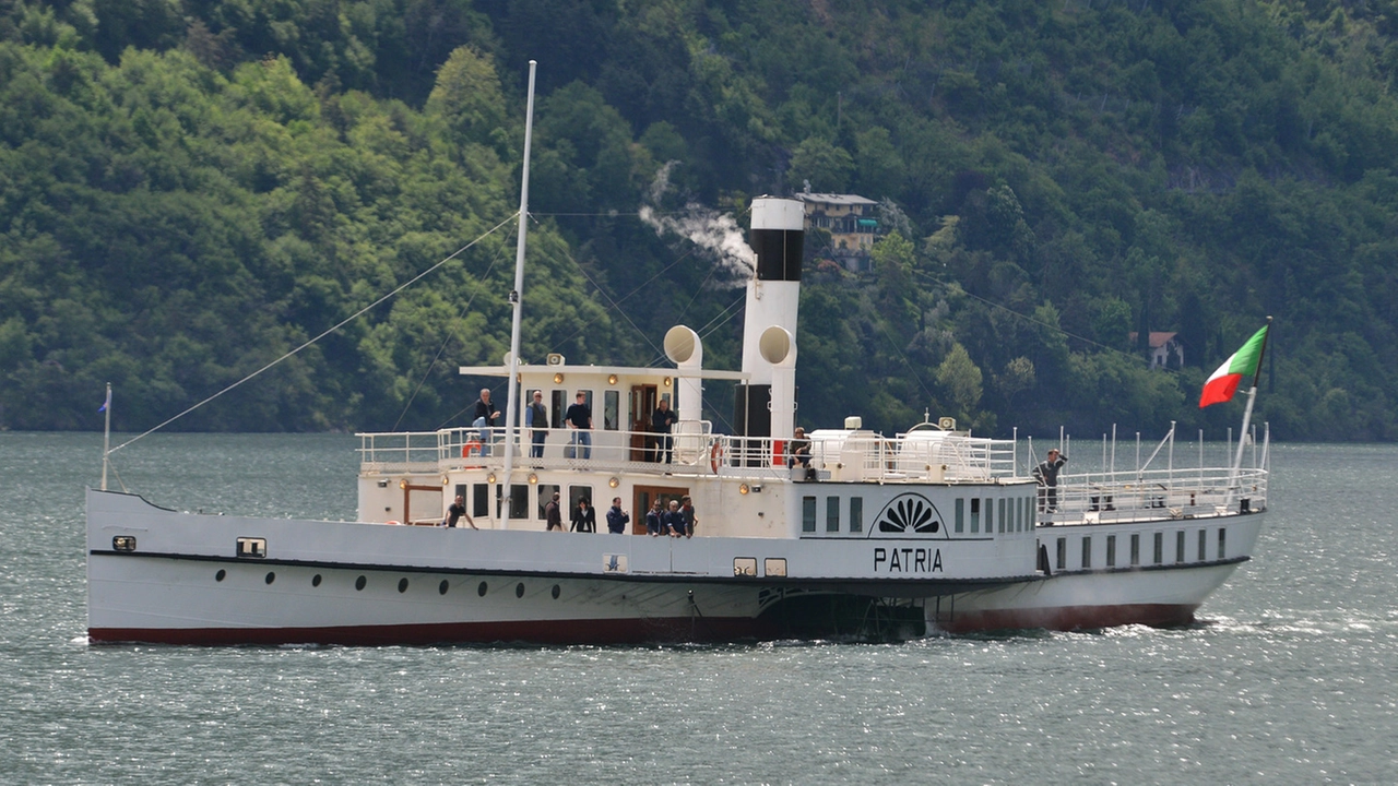 Il Piroscafo Patria sul lago di Como Il Piroscafo Patria sul lago di Como