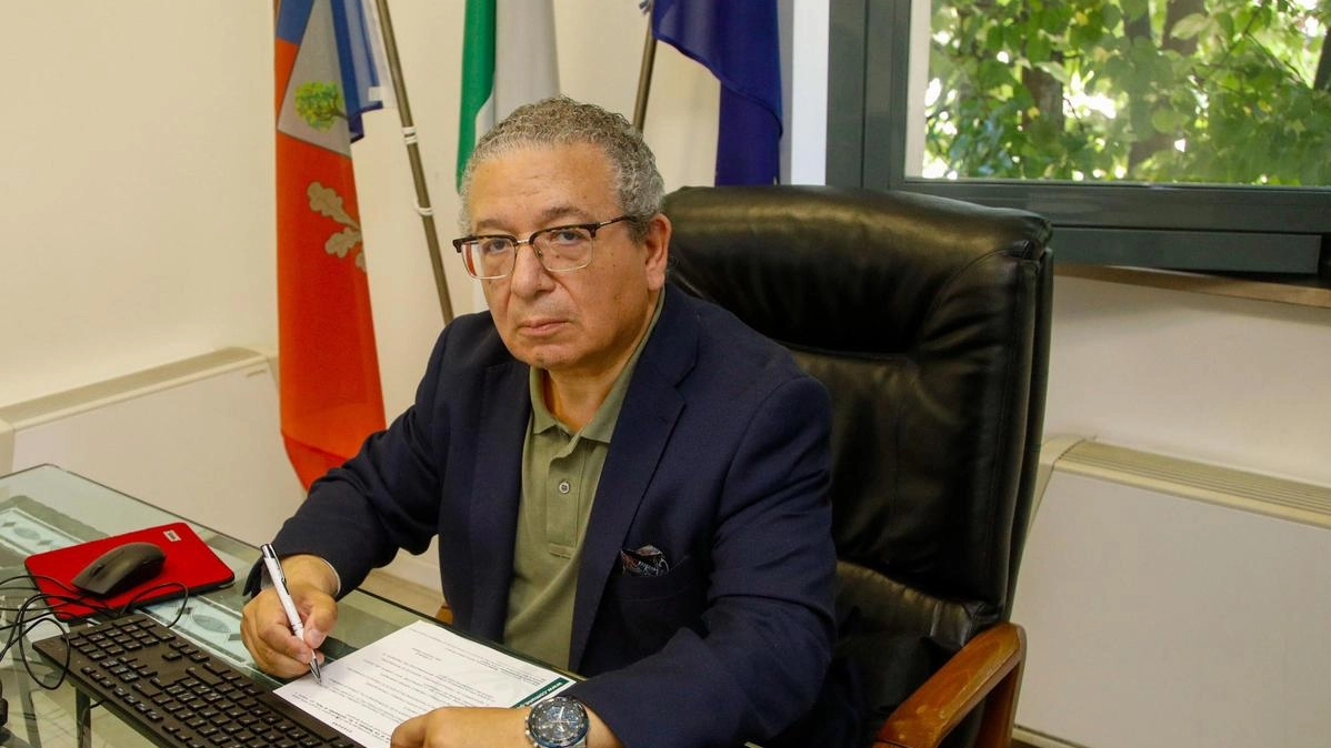 Agenti della polizia locale minacciati e attaccati, il sindaco Antonino Abbate promette: indagini corso, i responsabili saranno denunciati all’autorità giudiziaria Agenti della polizia locale minacciati e attaccati, il sindaco Antonino Abbate promette: indagini corso, i responsabili saranno denunciati all’autorità giudiziaria