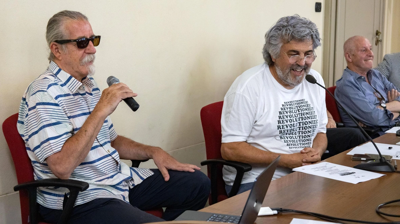 Presentata la rassegna che da Ferrara arriva per la prima volta nel Milanese. Si parte 4 luglio con Warren Haynes Band, si chiude il 13 con “Blues for Pino”. Presentata la rassegna che da Ferrara arriva per la prima volta nel Milanese. Si parte 4 luglio con Warren Haynes Band, si chiude il 13 con “Blues for Pino”.