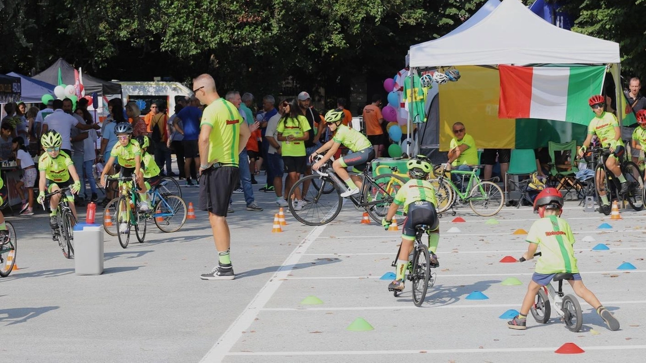 Torna sabato 6 settembre l’appuntamento con la Vetrina dello Sport a Rho (nella foto un’iniziativa della scorsa edizione), organizzato... Torna sabato 6 settembre l’appuntamento con la Vetrina dello Sport a Rho (nella foto un’iniziativa della scorsa edizione), organizzato...