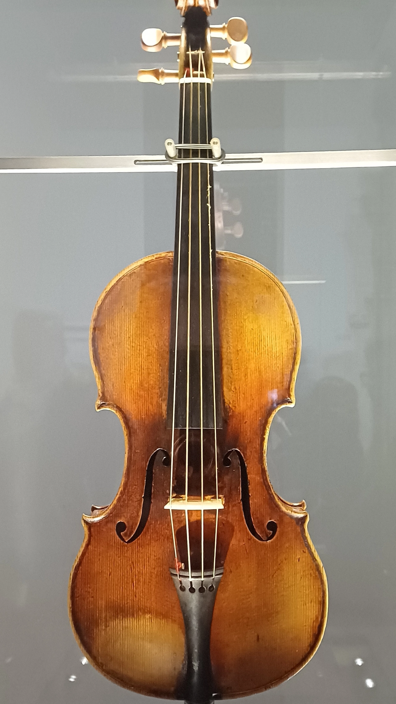 Il 'Cannone' di Niccolò Paganini realizzato a Cremona da Guarneri del Gesù