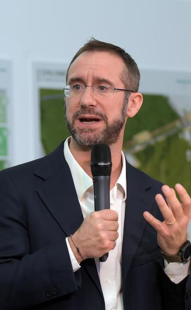 "Errore. Il Ministero trovi i soldi per due linee"