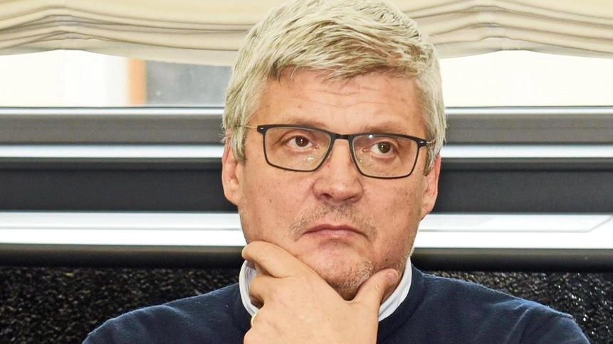 Lo studio di Confindustria Como mette in luce i nodi irrisolti "Pesano la frenata della Germania e la contrazione della Cina". Lo studio di Confindustria Como mette in luce i nodi irrisolti "Pesano la frenata della Germania e la contrazione della Cina".
