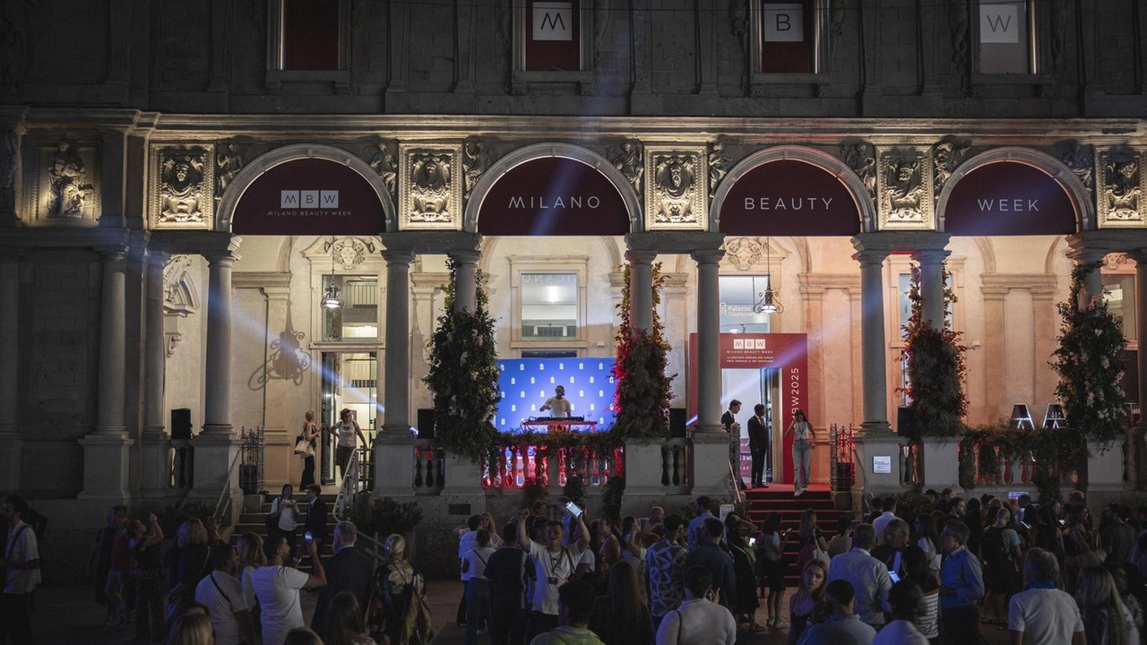 Stasera Accademia del Profumo premierà le migliori fragranze Stasera Accademia del Profumo premierà le migliori fragranze