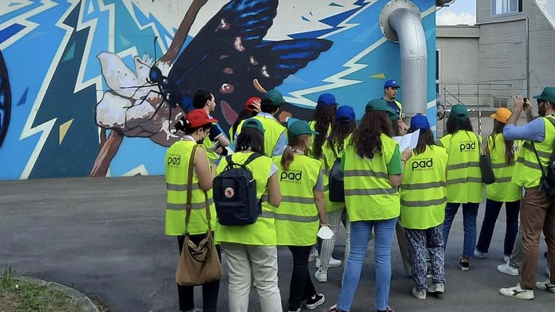 L’ambiente fra i banchi, numeri record per le lezioni green di Cem, gestore dei rifiuti sul territorio: 7.600 studenti di... L’ambiente fra i banchi, numeri record per le lezioni green di Cem, gestore dei rifiuti sul territorio: 7.600 studenti di...