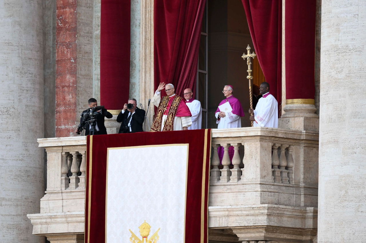 Il nuovo Papa Robert Francis Prevost