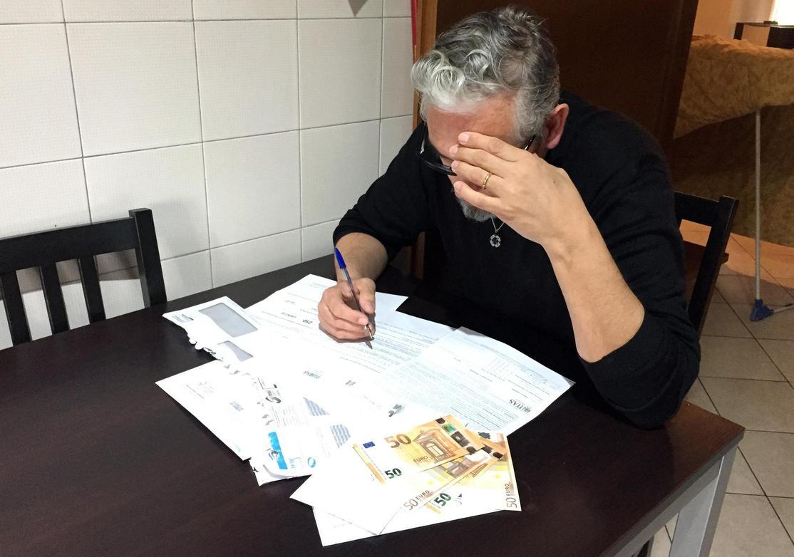 Tasse, regolamento anti furbetti . Operazione recupero avanti tutta Tasse, regolamento anti furbetti . Operazione recupero avanti tutta