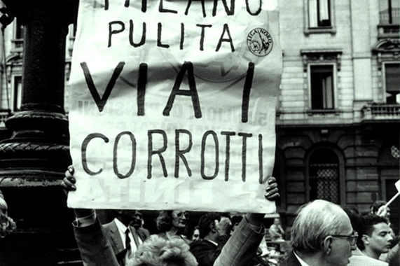 PROTESTE-IN-PIAZZA.3008C257B460F1199CD9
