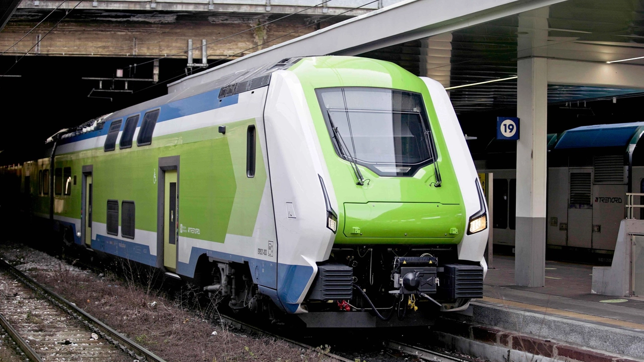 Il servizio di bus sostituivi allestito da Trenord tamponerà i disagi dovuti al cantiere sulla linea ferroviaria Il servizio di bus sostituivi allestito da Trenord tamponerà i disagi dovuti al cantiere sulla linea ferroviaria