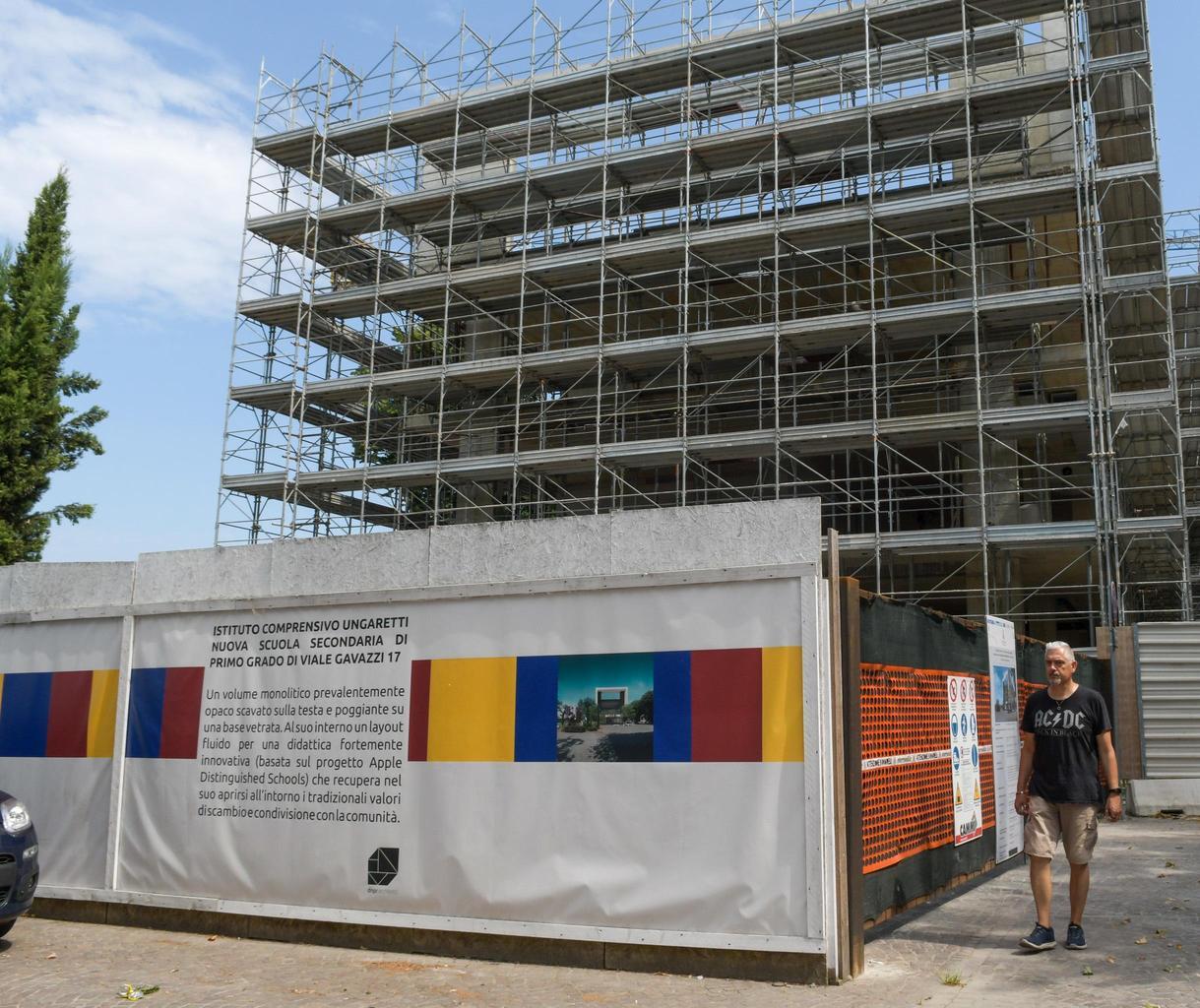 Ecco i cantieri nelle scuole: "Medie pronte entro marzo". E avanti su palestra e liceo