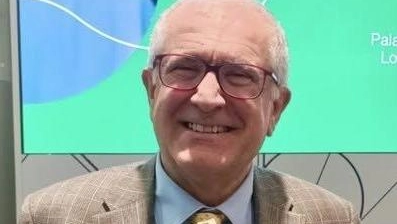 Il direttore generale dell’Asst Sette Laghi Giuseppe Micale: «Grazie a sanitari e tecnici»