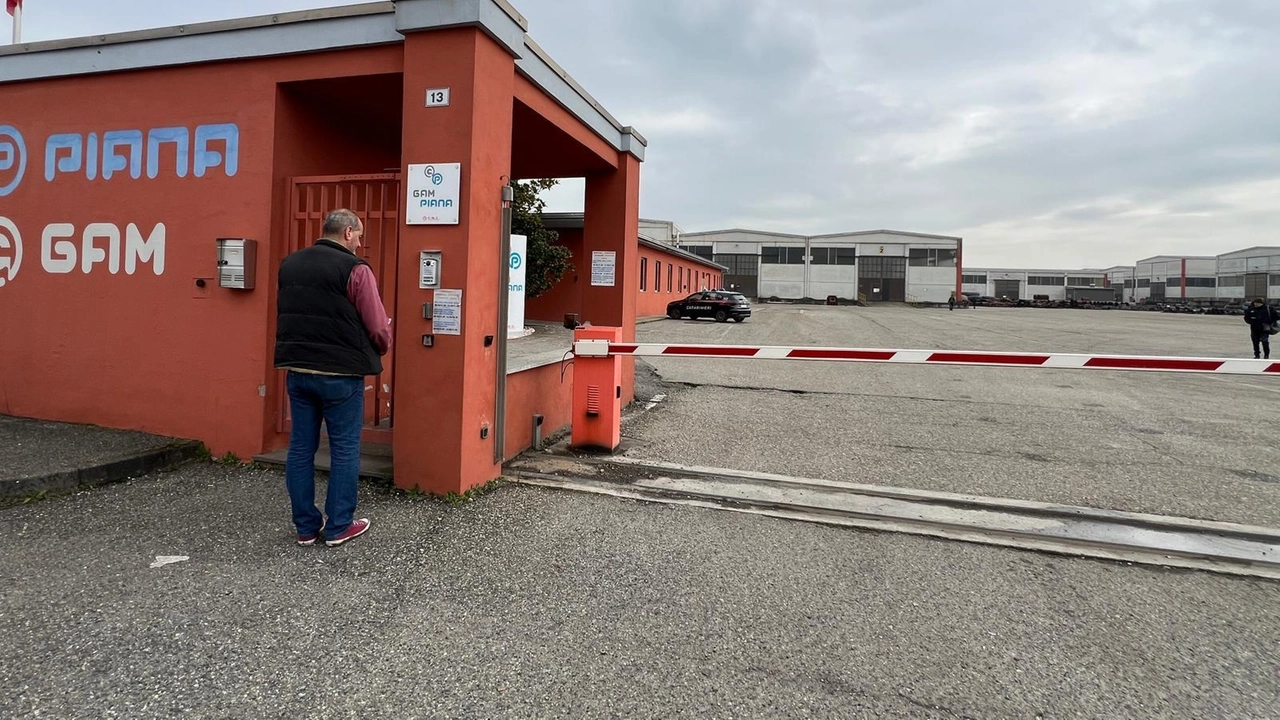L’operaio si trovava a bordo di un mezzo quando è stato colpito alla testa da un cavo L’operaio si trovava a bordo di un mezzo quando è stato colpito alla testa da un cavo