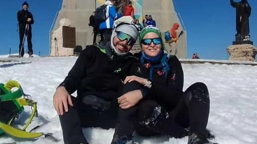 Si svolgeranno domani i funerali di Laura Barbieri, la donna di 47 anni che sabato è precipitata per 50 metri... Si svolgeranno domani i funerali di Laura Barbieri, la donna di 47 anni che sabato è precipitata per 50 metri...