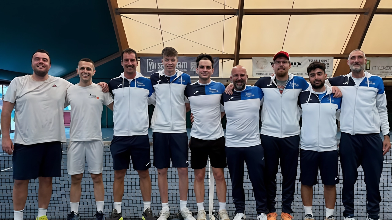 La squadra del Circolo Tennis Ceriano punta alla promozione in Serie B1: decisivi i playoff La squadra del Circolo Tennis Ceriano punta alla promozione in Serie B1: decisivi i playoff