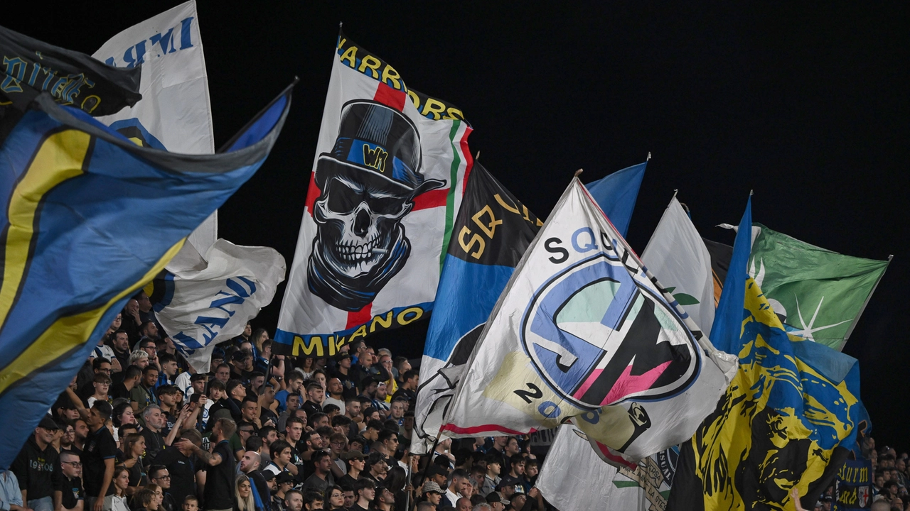Gli ultras dell'Inter domenica sera a Monza