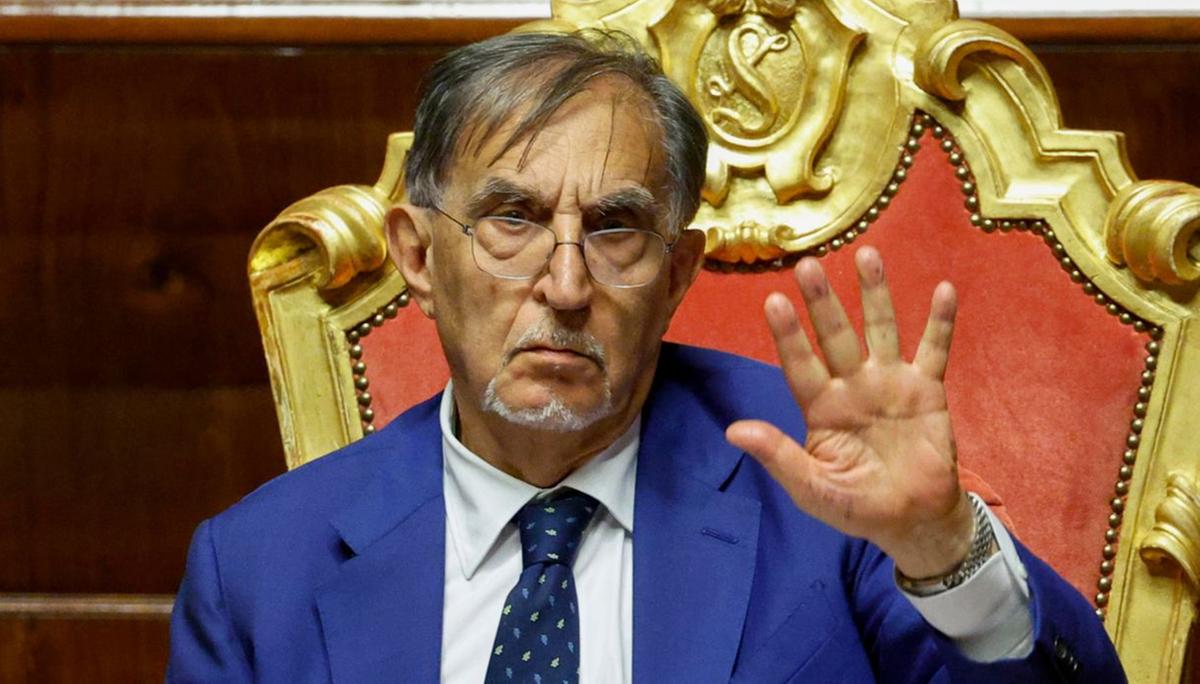 Candidato sindaco a Milano? È caos nel centrodestra: Salvini stoppa Forza Italia sull’alleanza con Calenda, La Russa vuole un tavolo