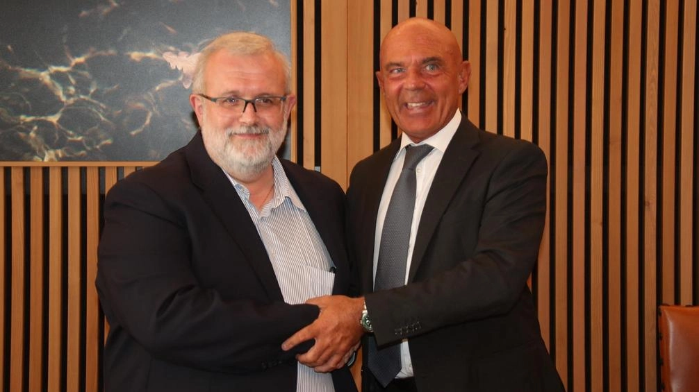 Risorse incrementate da 150 a 250mila euro a sostegno delle piccole associazioni locali. Il progetto promosso da Provincia di Sondrio,...